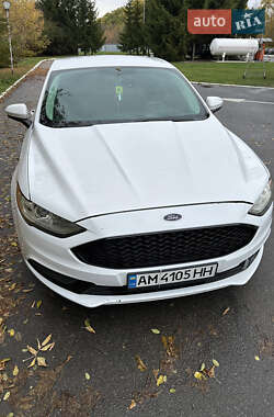 Седан Ford Fusion 2017 в 