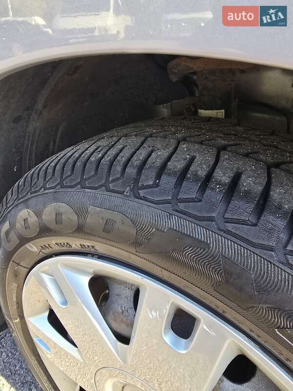 Хэтчбек Ford Fusion 2011 в Ровно фото 27 Хэтчбек Ford Fusion 2011 в Ровно