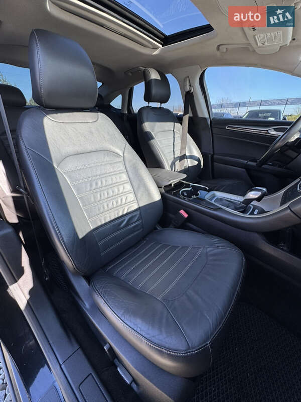 Седан Ford Fusion 2015 в Ивано-Франковске