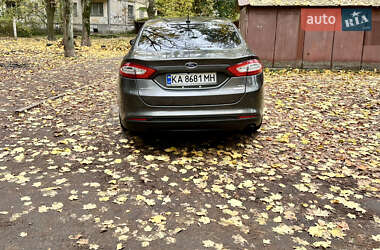 Седан Ford Fusion 2015 в  фото 6 Седан Ford Fusion 2015 в