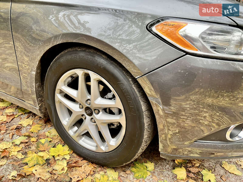 Седан Ford Fusion 2015 в Киеве