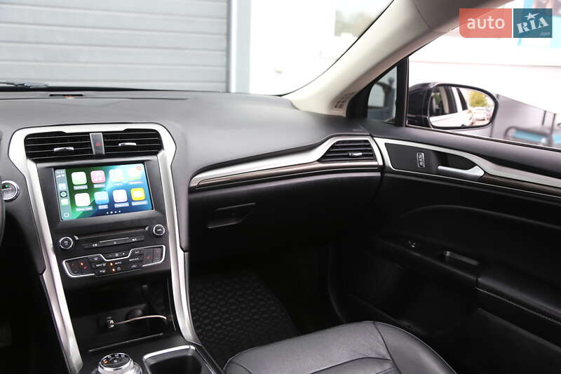 Седан Ford Fusion 2016 в Киеве