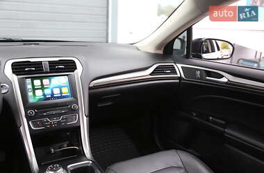 Седан Ford Fusion 2016 в  фото 15 Седан Ford Fusion 2016 в