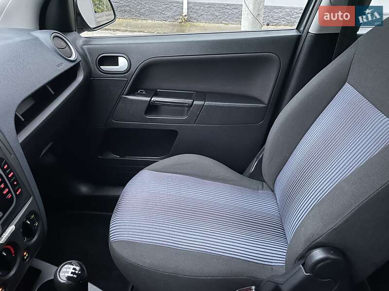 Хетчбек Ford Fusion 2008 в Вінниці