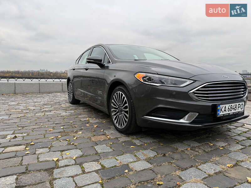 Седан Ford Fusion 2018 в Киеве