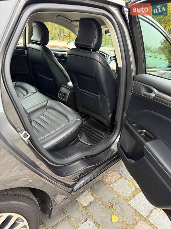 Седан Ford Fusion 2018 в Киеве