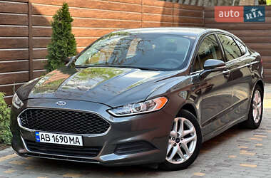 Седан Ford Fusion 2015 в 