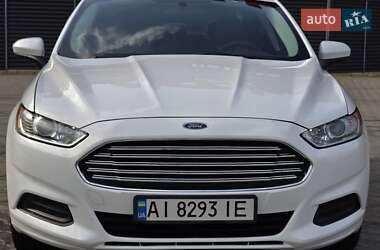 Седан Ford Fusion 2015 в  фото 5 Седан Ford Fusion 2015 в