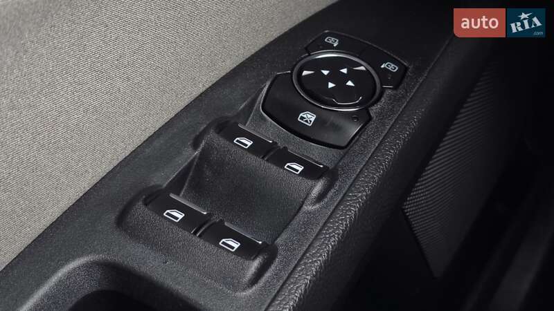 Седан Ford Fusion 2015 в Києві