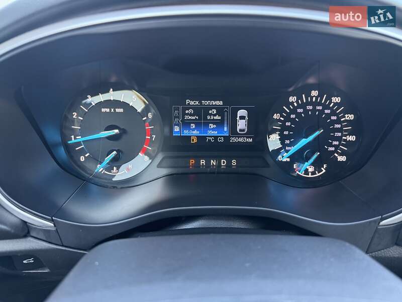 Седан Ford Fusion 2013 в Шептицькому