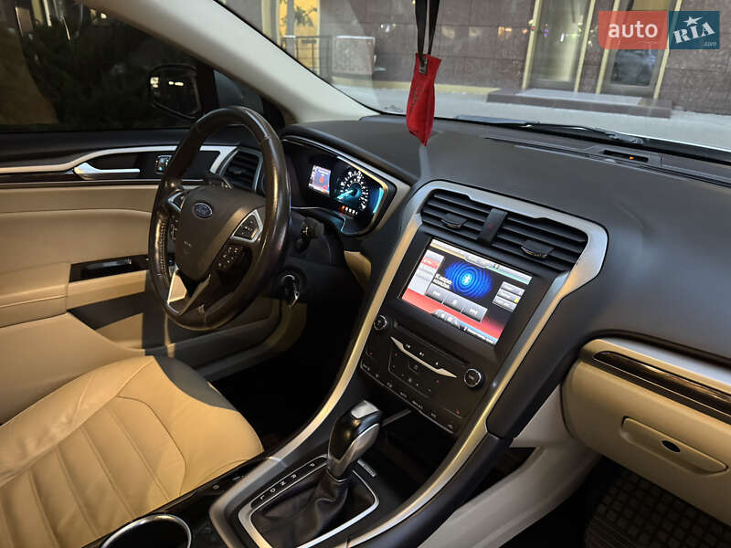 Седан Ford Fusion 2013 в Одессе