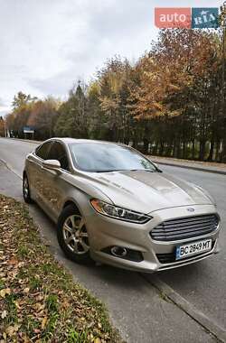 Седан Ford Fusion 2014 в Трускавце