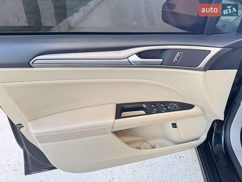 Седан Ford Fusion 2016 в Хмельницком