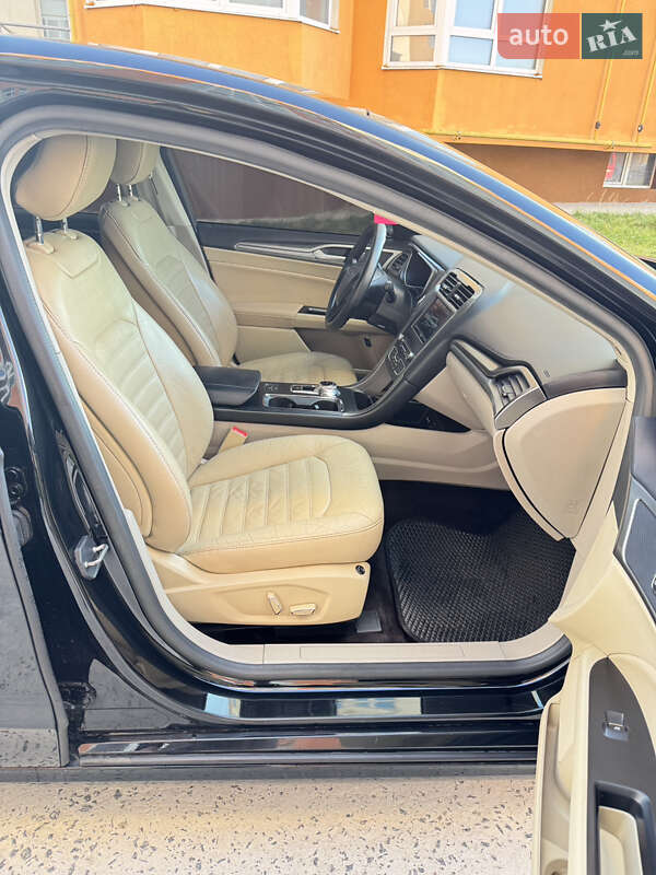 Седан Ford Fusion 2016 в Хмельницком