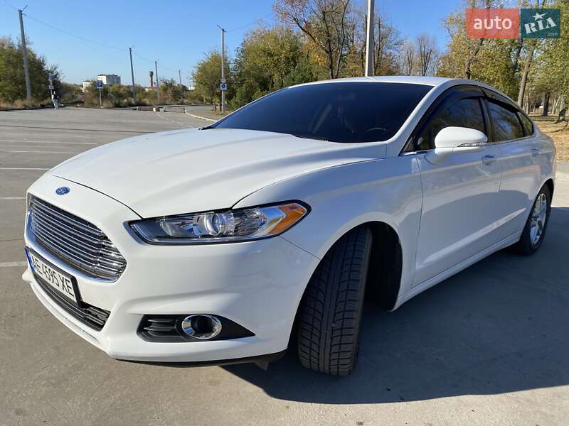 Ford Fusion 2015