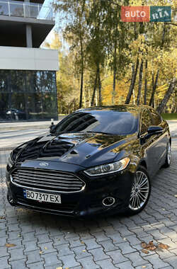 Седан Ford Fusion 2013 в 