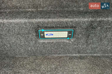 Седан Ford Fusion 2013 в 