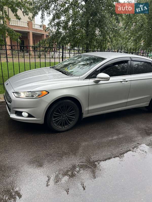 Седан Ford Fusion 2014 в Киеве фото 9 Седан Ford Fusion 2014 в Киеве