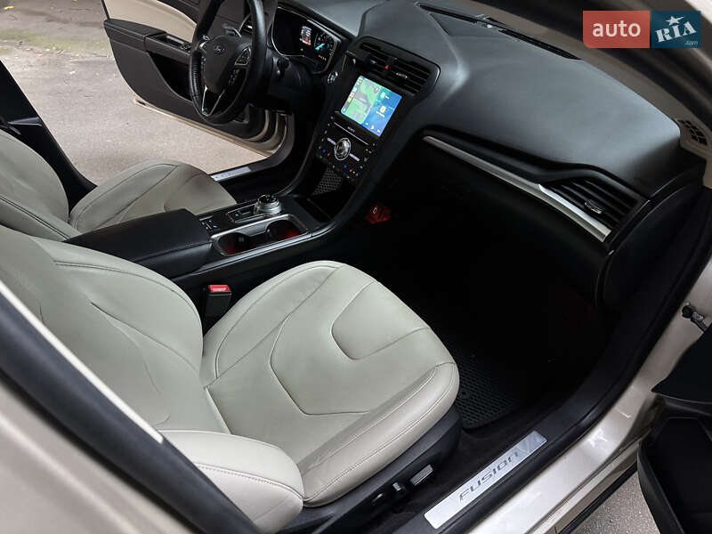 Седан Ford Fusion 2018 в Києві