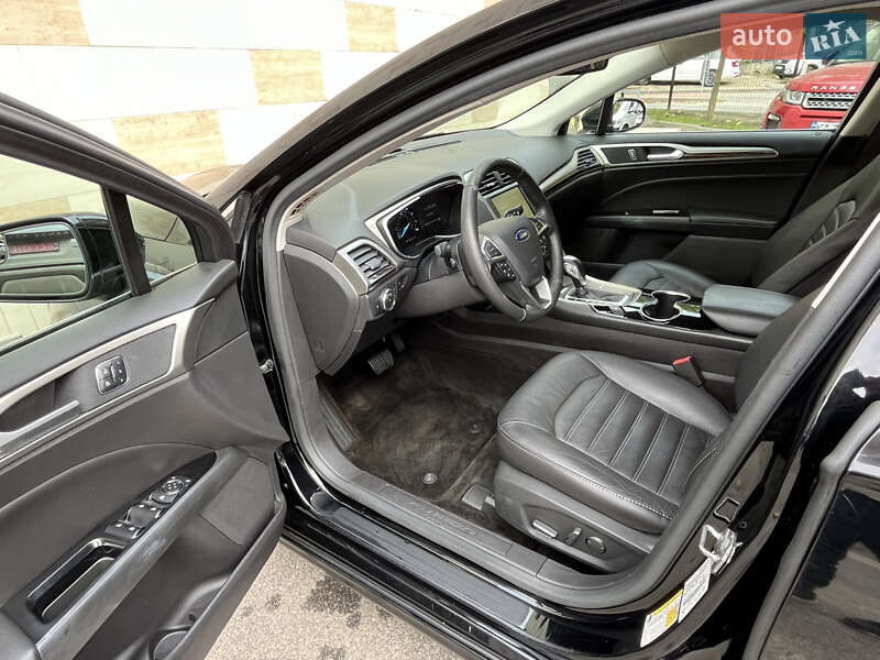 Седан Ford Fusion 2015 в Киеве