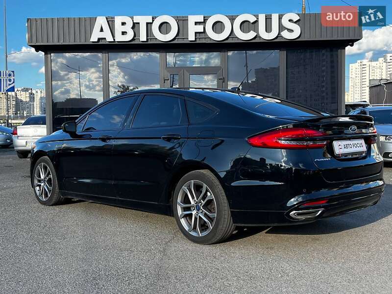 Седан Ford Fusion 2016 в Киеве