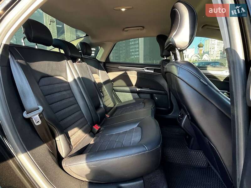 Седан Ford Fusion 2016 в Киеве