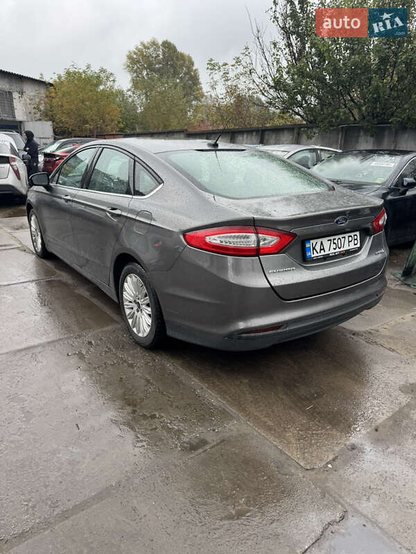 Седан Ford Fusion 2014 в Києві фото 3 Седан Ford Fusion 2014 в Києві