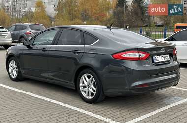 Седан Ford Fusion 2014 в 