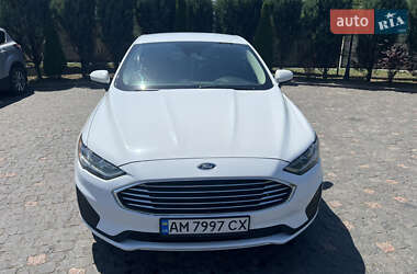 Седан Ford Fusion 2019 в Житомире
