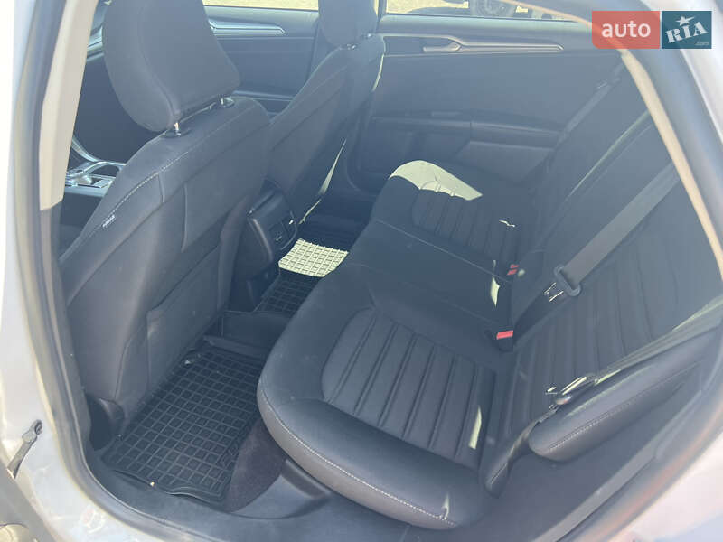 Седан Ford Fusion 2019 в Житомире