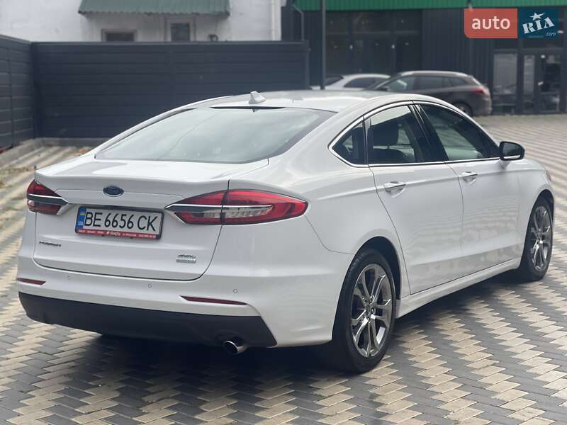 Седан Ford Fusion 2018 в Миколаєві
