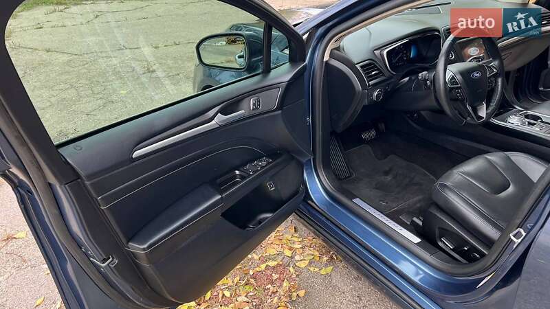 Седан Ford Fusion 2019 в Запорожье