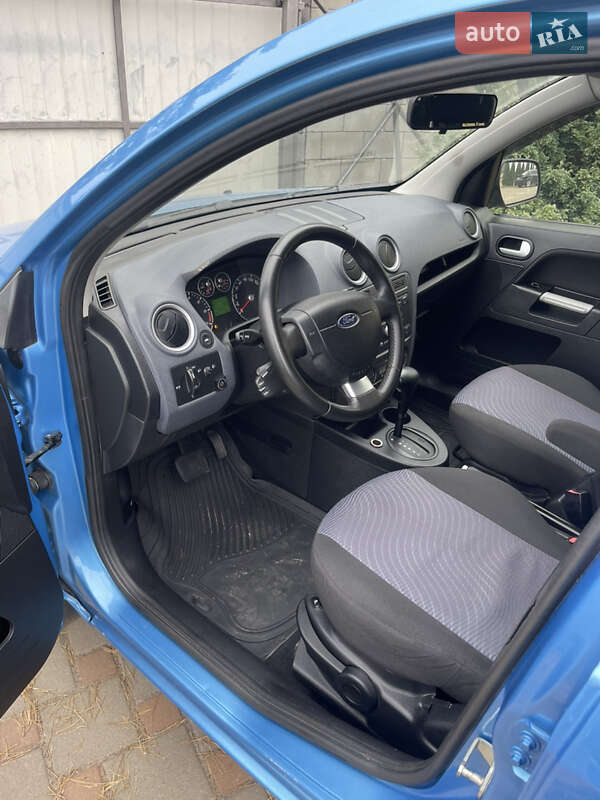 Хетчбек Ford Fusion 2010 в Сарнах фото 10 Хетчбек Ford Fusion 2010 в Сарнах