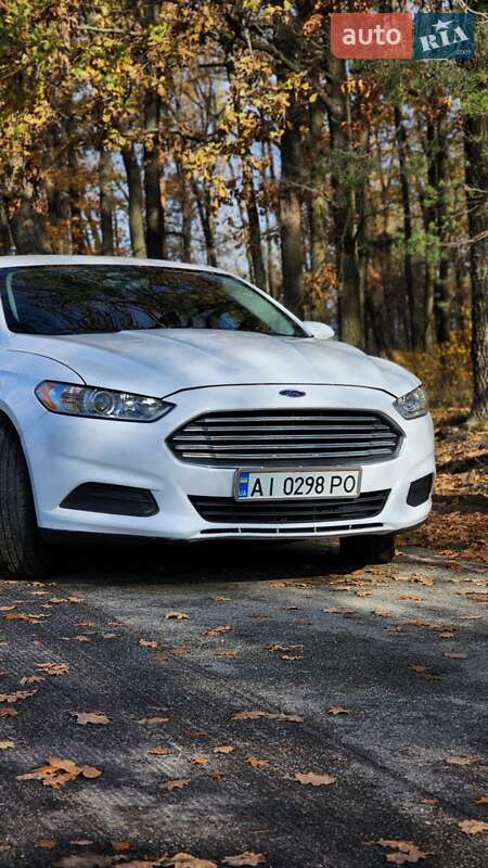 Седан Ford Fusion 2014 в Киеве фото 2 Седан Ford Fusion 2014 в Киеве
