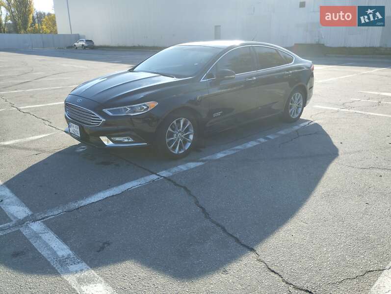 Седан Ford Fusion 2017 в Полтаві