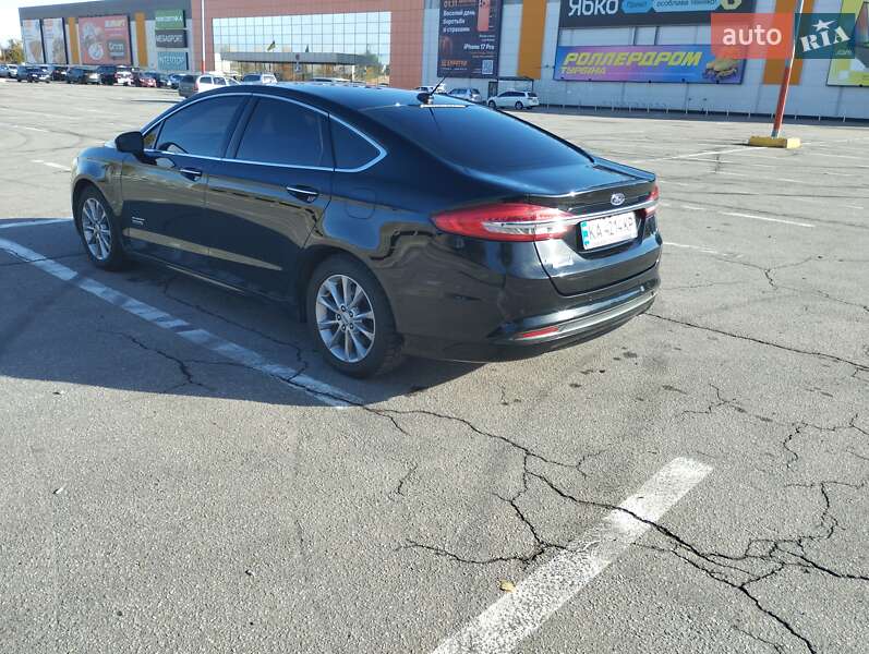 Седан Ford Fusion 2017 в Полтаві