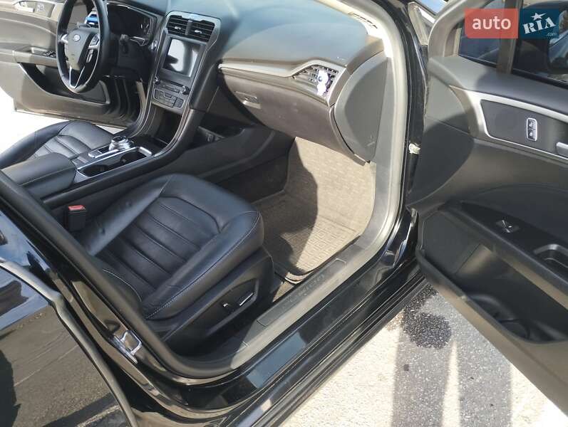 Седан Ford Fusion 2017 в Полтаві