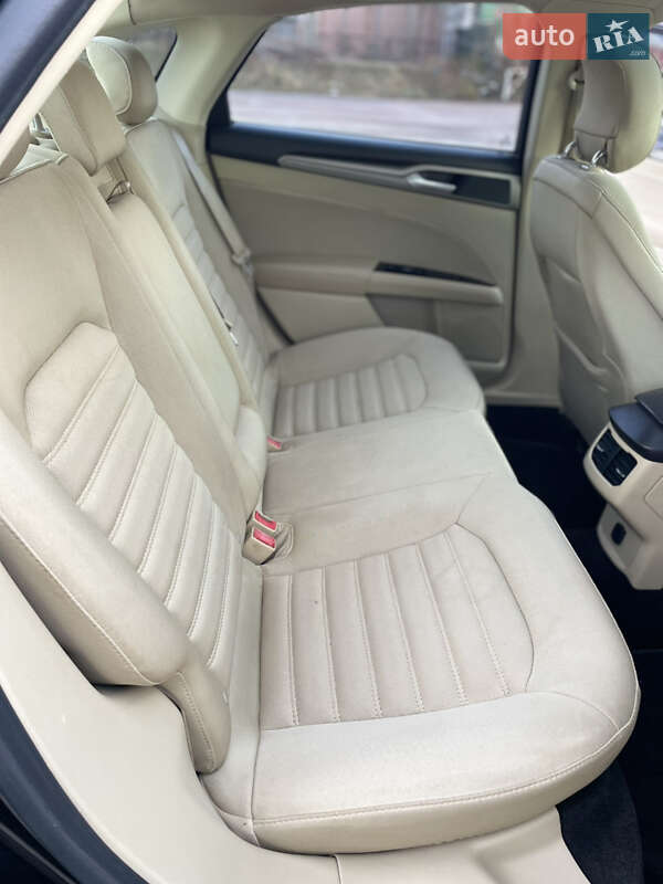 Седан Ford Fusion 2012 в Киеве