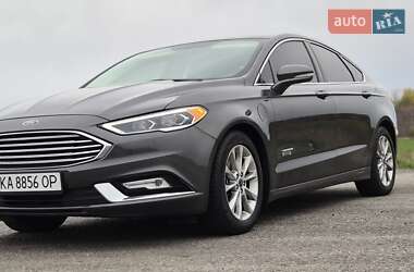Седан Ford Fusion 2016 в Полтаве Седан Ford Fusion 2016 в Полтаве