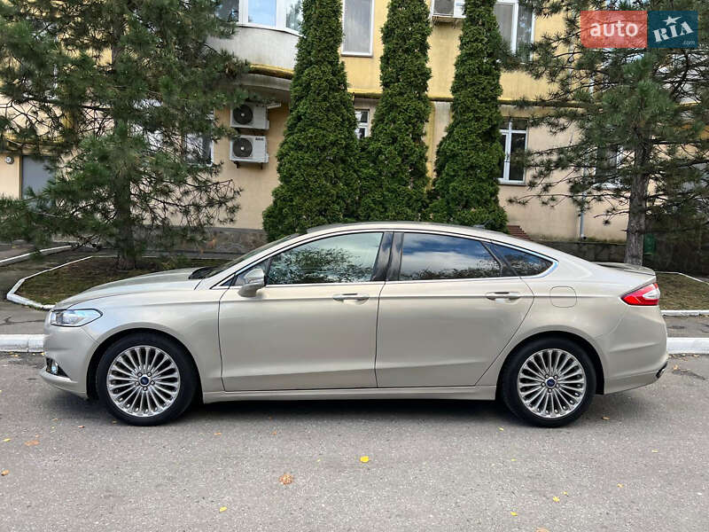 Седан Ford Fusion 2015 в Харкові