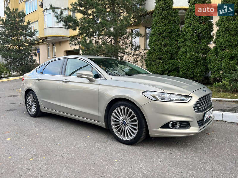 Седан Ford Fusion 2015 в Харкові