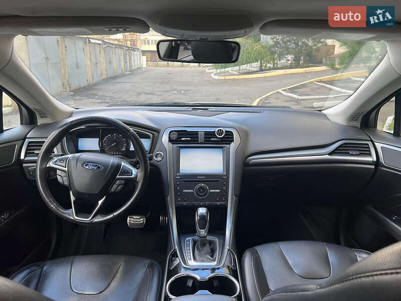 Седан Ford Fusion 2015 в Харкові