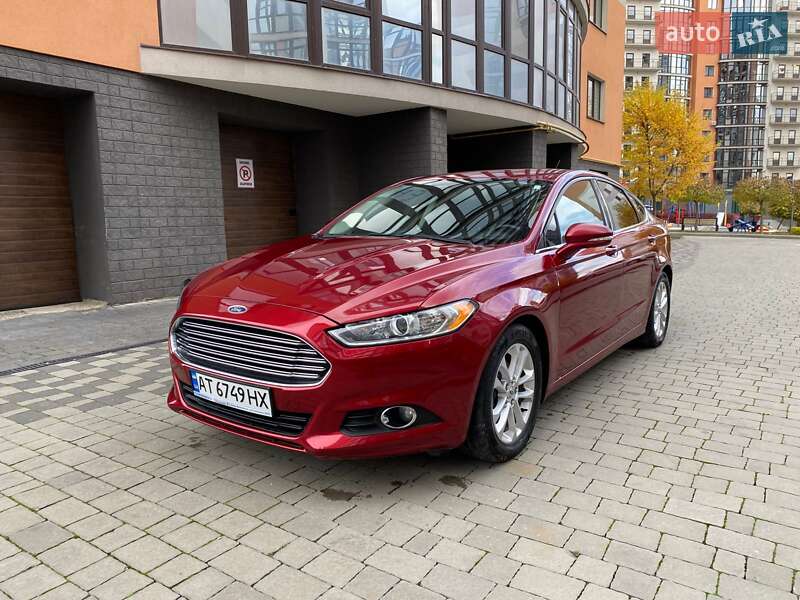 Седан Ford Fusion 2015 в Ивано-Франковске