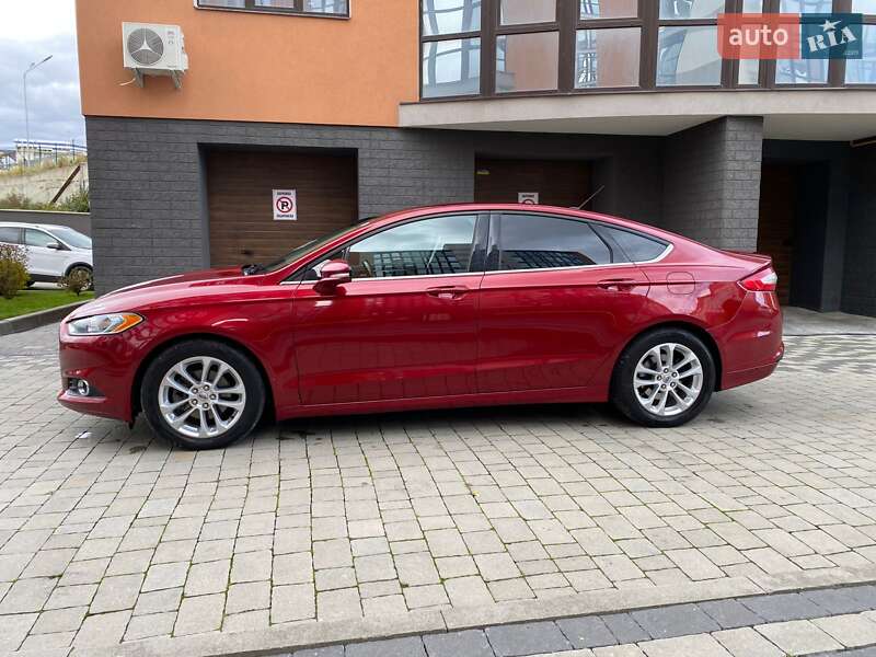 Седан Ford Fusion 2015 в Ивано-Франковске