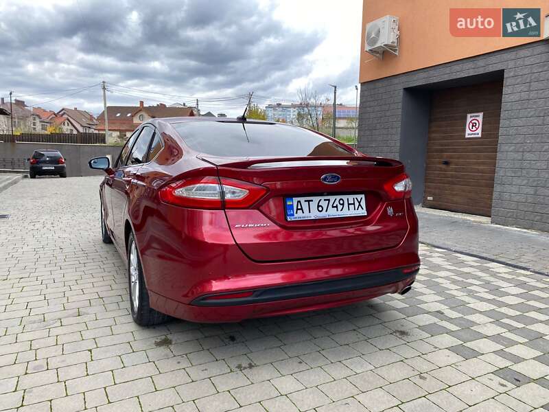 Седан Ford Fusion 2015 в Ивано-Франковске