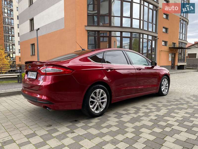 Седан Ford Fusion 2015 в Ивано-Франковске