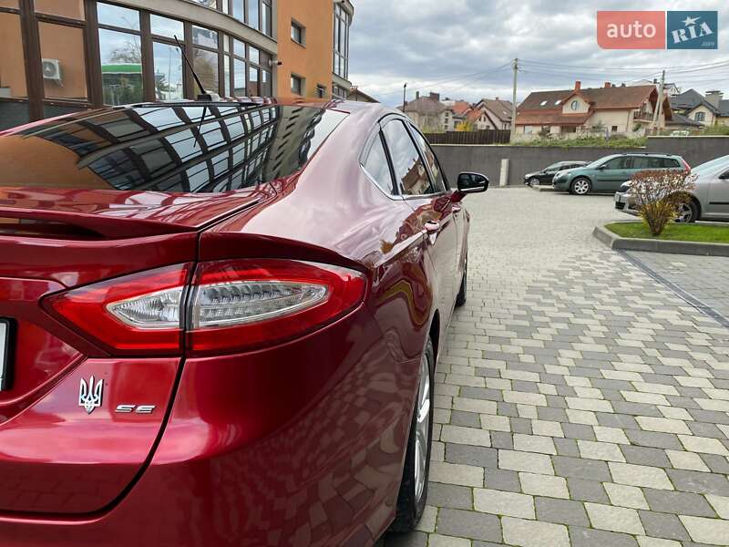 Седан Ford Fusion 2015 в Ивано-Франковске