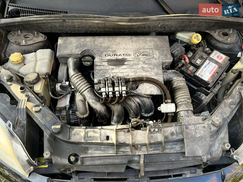 Хэтчбек Ford Fusion 2002 в Хмельницком