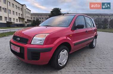 Хетчбек Ford Fusion 2006 в Теплику
