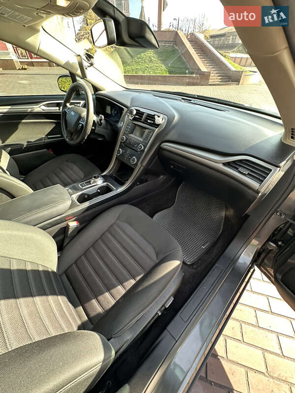 Седан Ford Fusion 2018 в Дніпрі фото 17 Седан Ford Fusion 2018 в Дніпрі